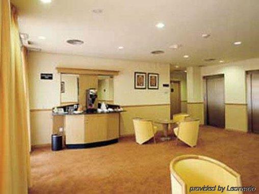 Hotel Express Ciudad De Ciencias, An Ihg 3*