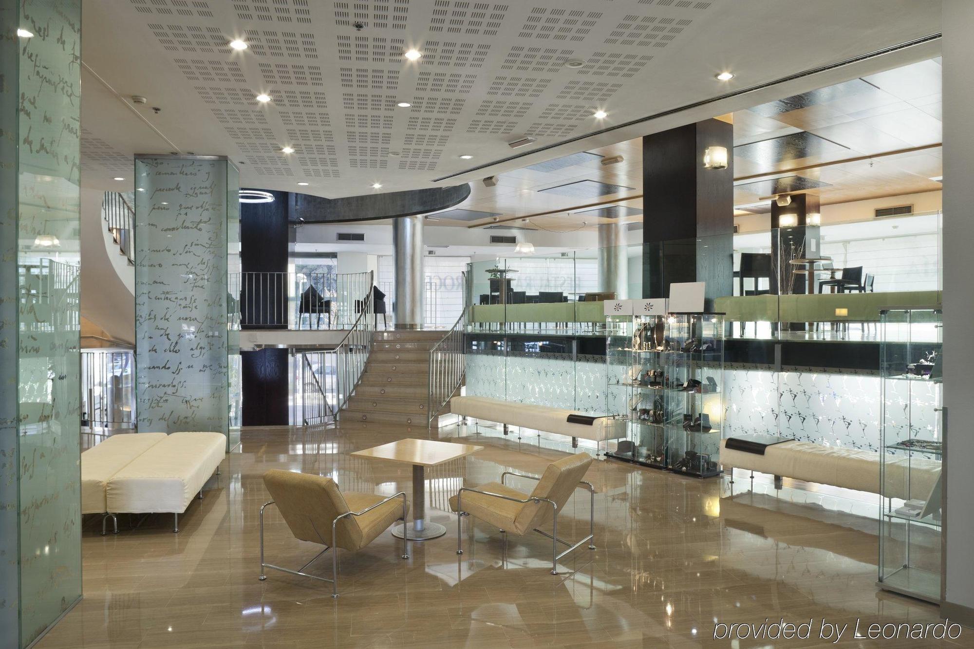 Alameda Plaza Hotel 4*