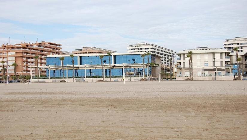 Valencia Beach Apartments * Valencia