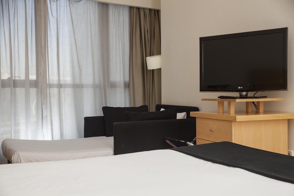 Hotel Alameda Plaza 4*