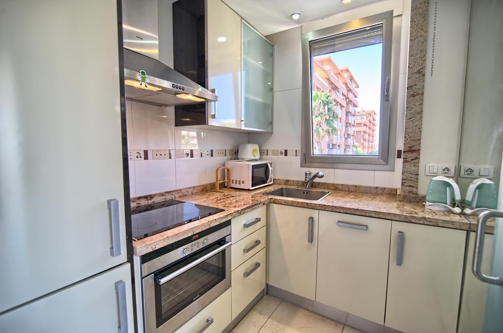Valencia Beach Apartments