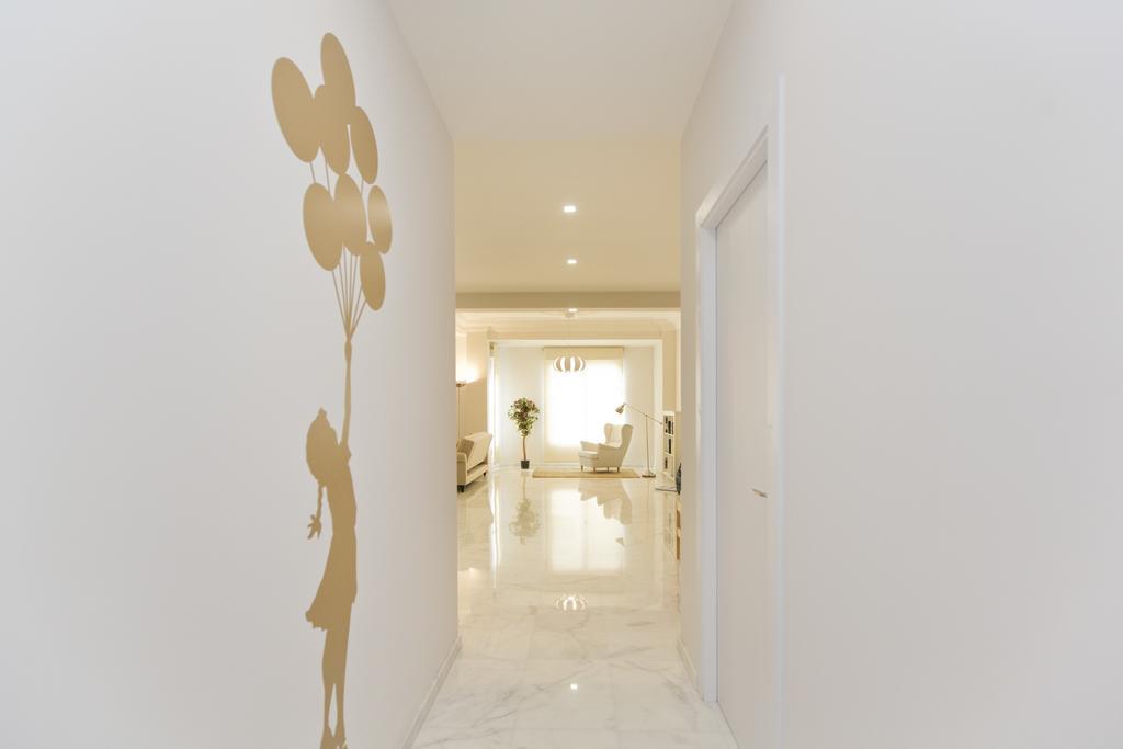 Apartment Living - Olympia House *
