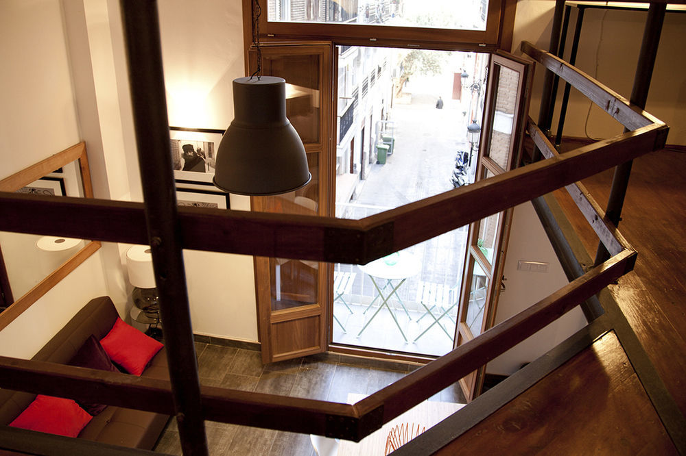 Apartment Bubuflats / Mercat *