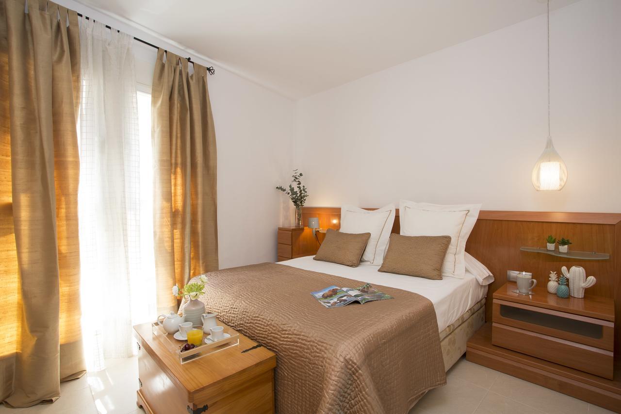 Singularstays Poeta Querol
