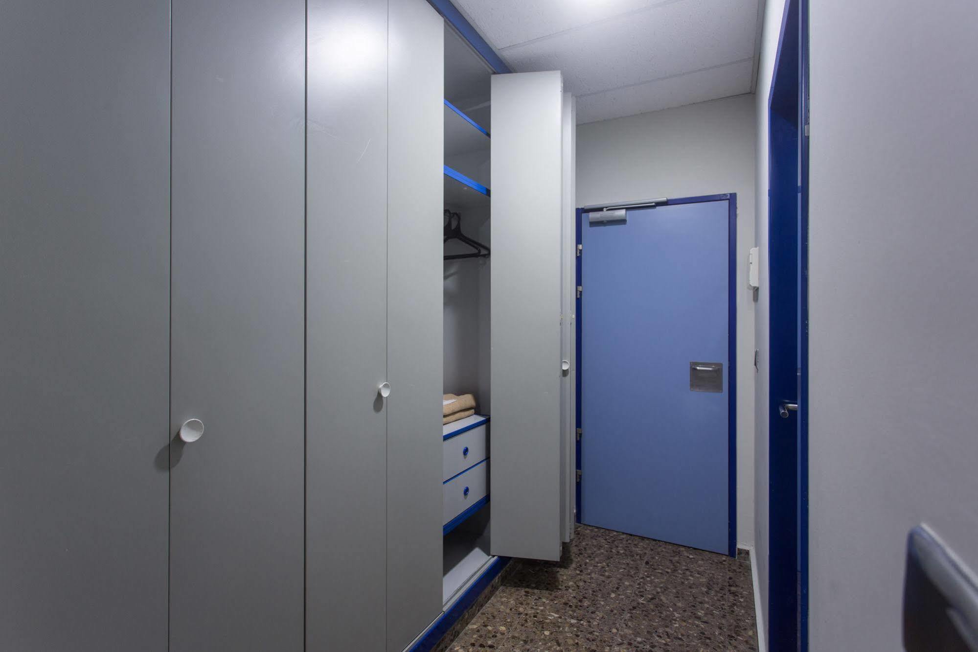 Juvenil Colegio Mayor Galileo Galilei Apartamento