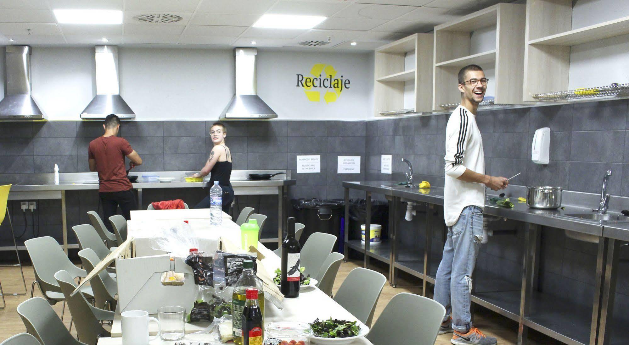 Apartamento Juvenil Colegio Mayor Galileo Galilei *