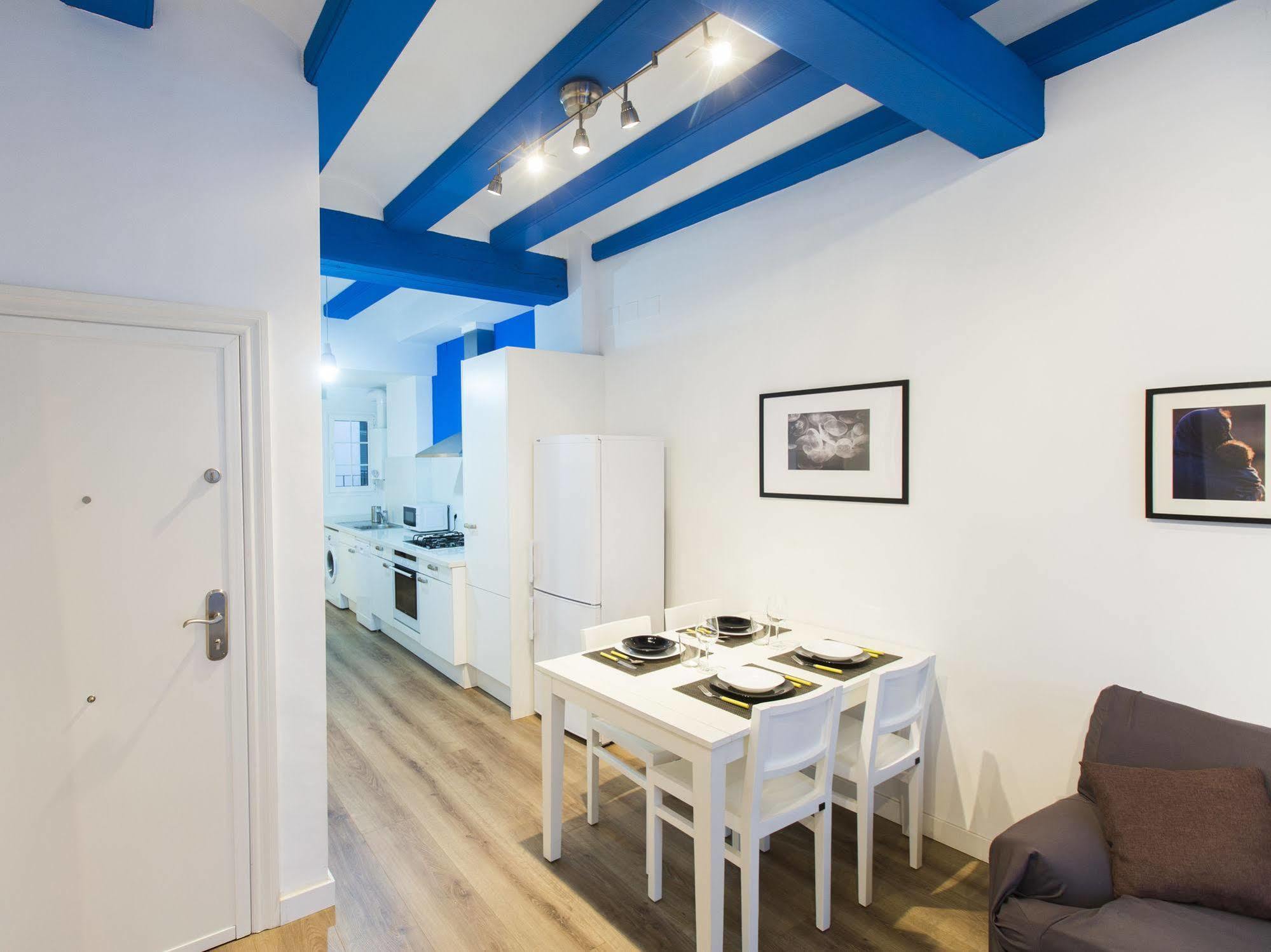 Apartment Total Blue