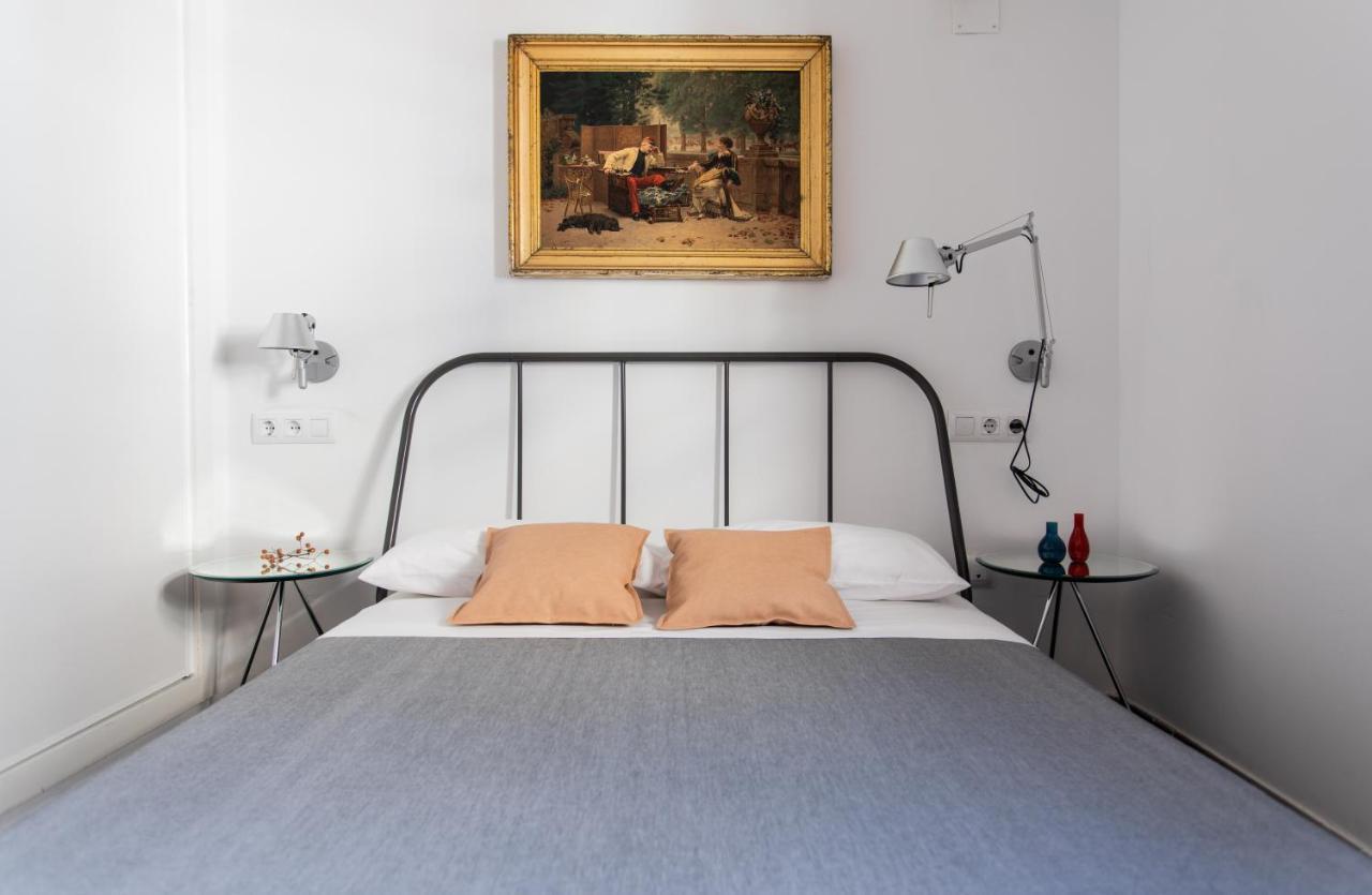 Bubuflats / Mercat Apartment *