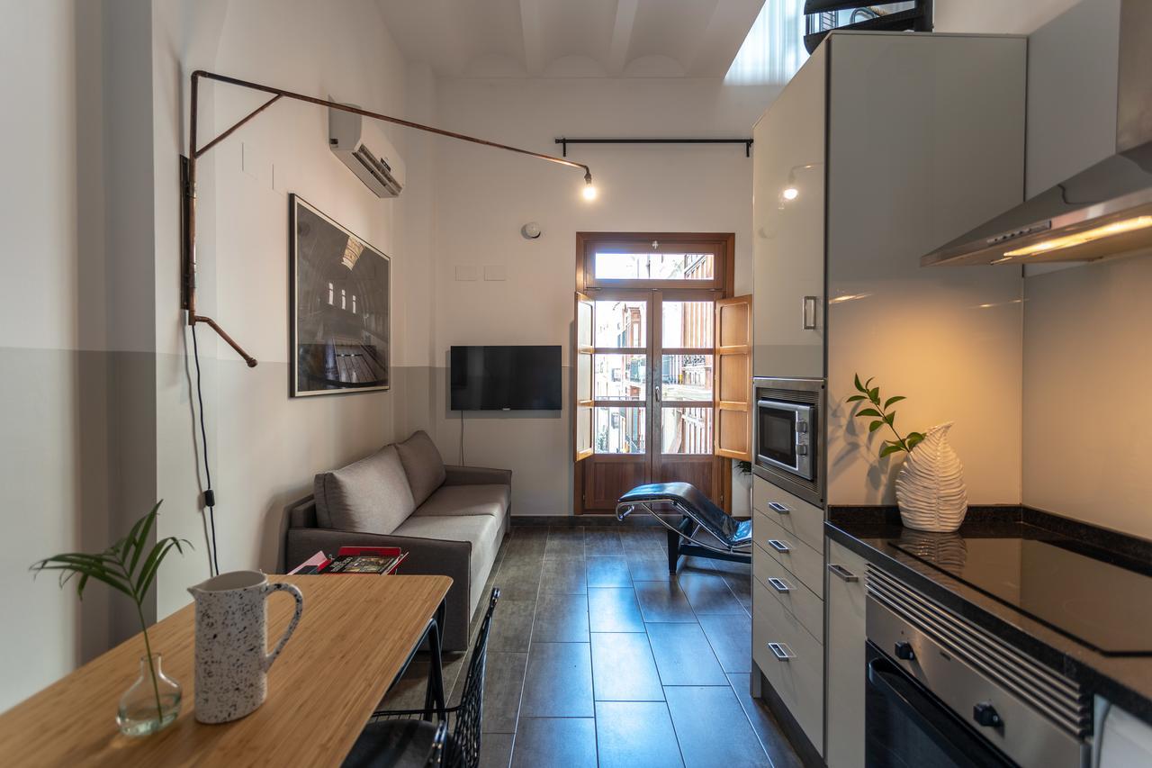 Bubuflats / Mercat Apartment