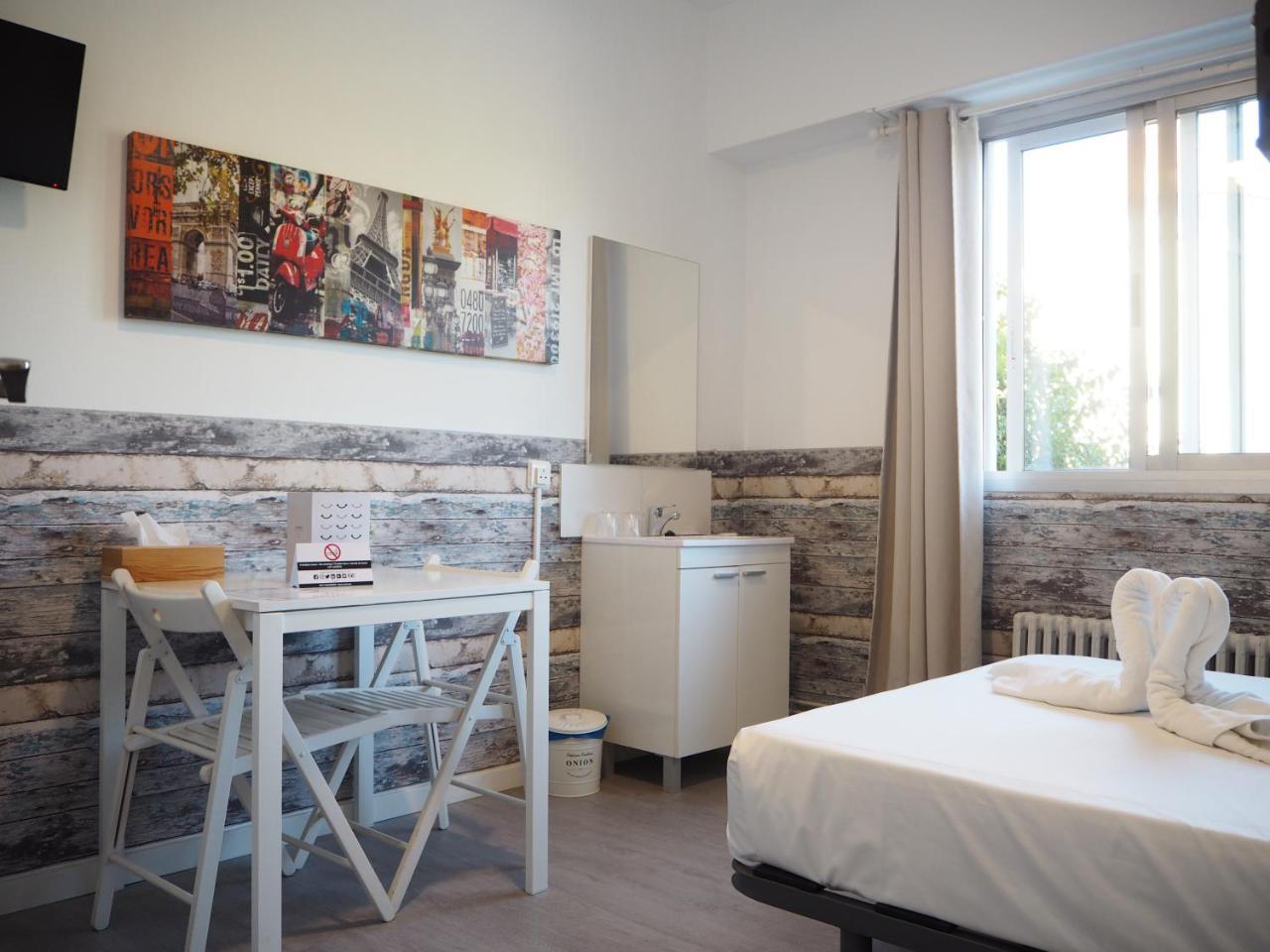 Suits - Adults Only Check In Desde 14 00h Hotel Valencia