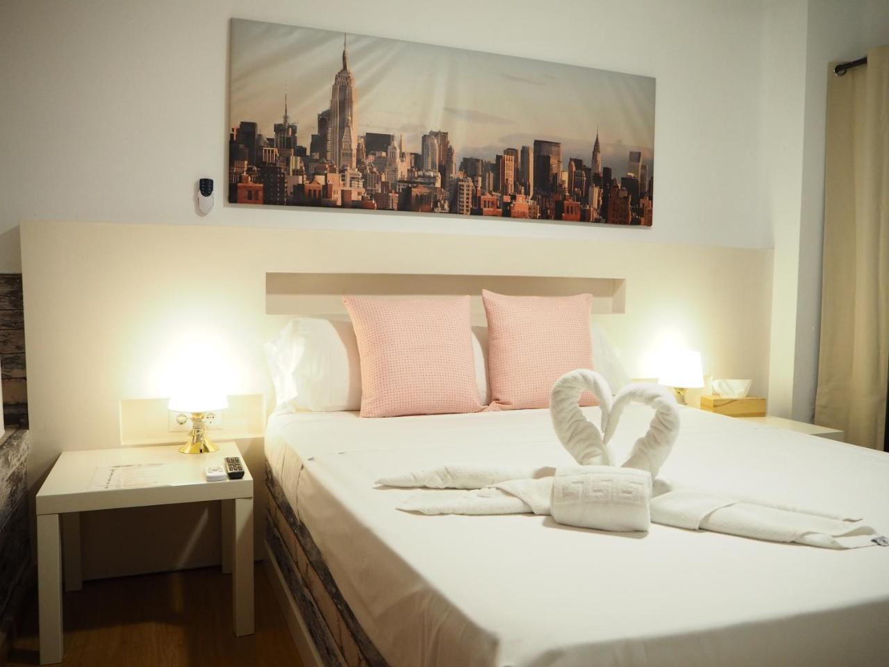 Suits - Adults Only Check In Desde 14 00h