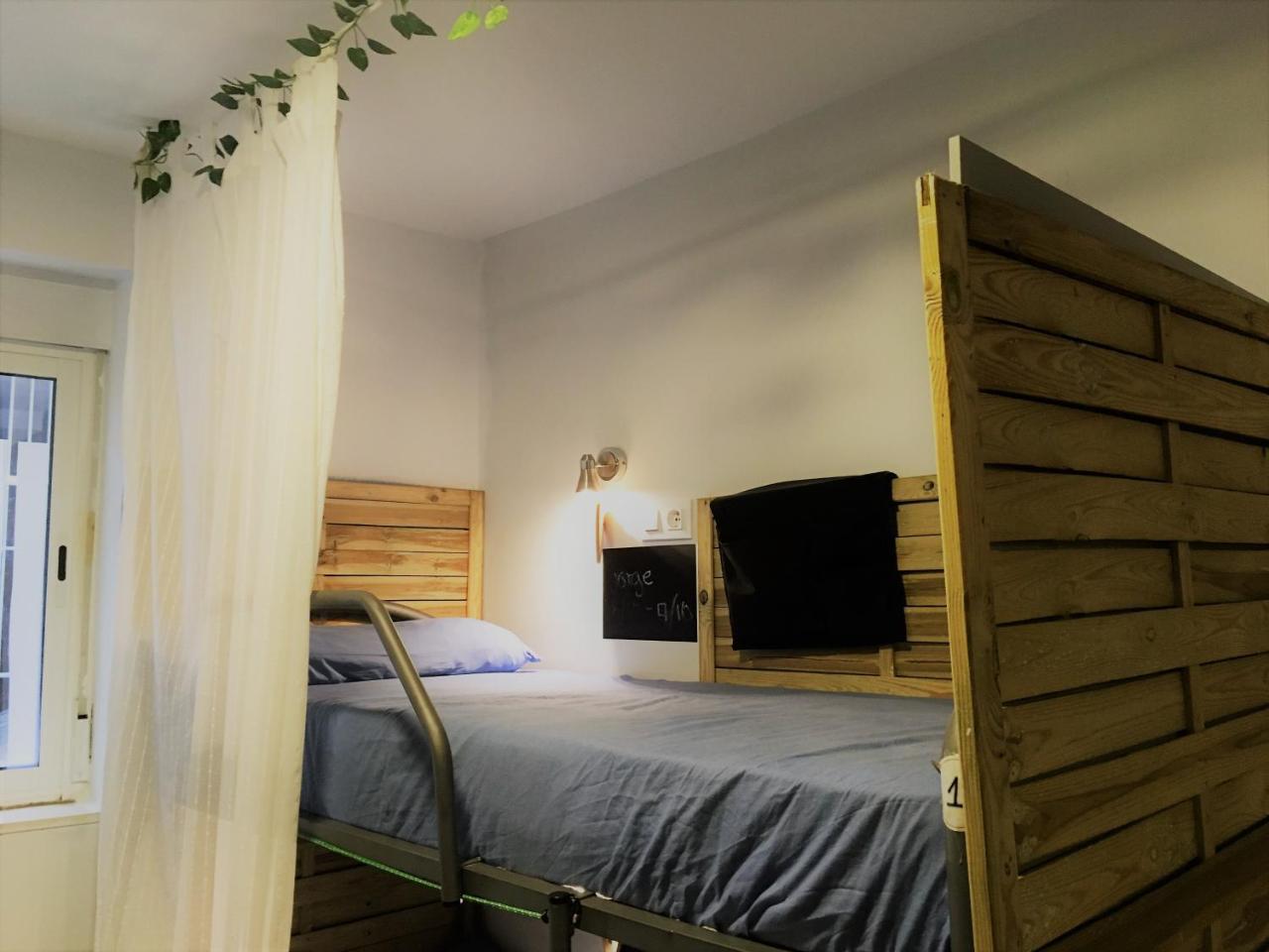 La Casa Del Colibri Youth (adults Only) *
