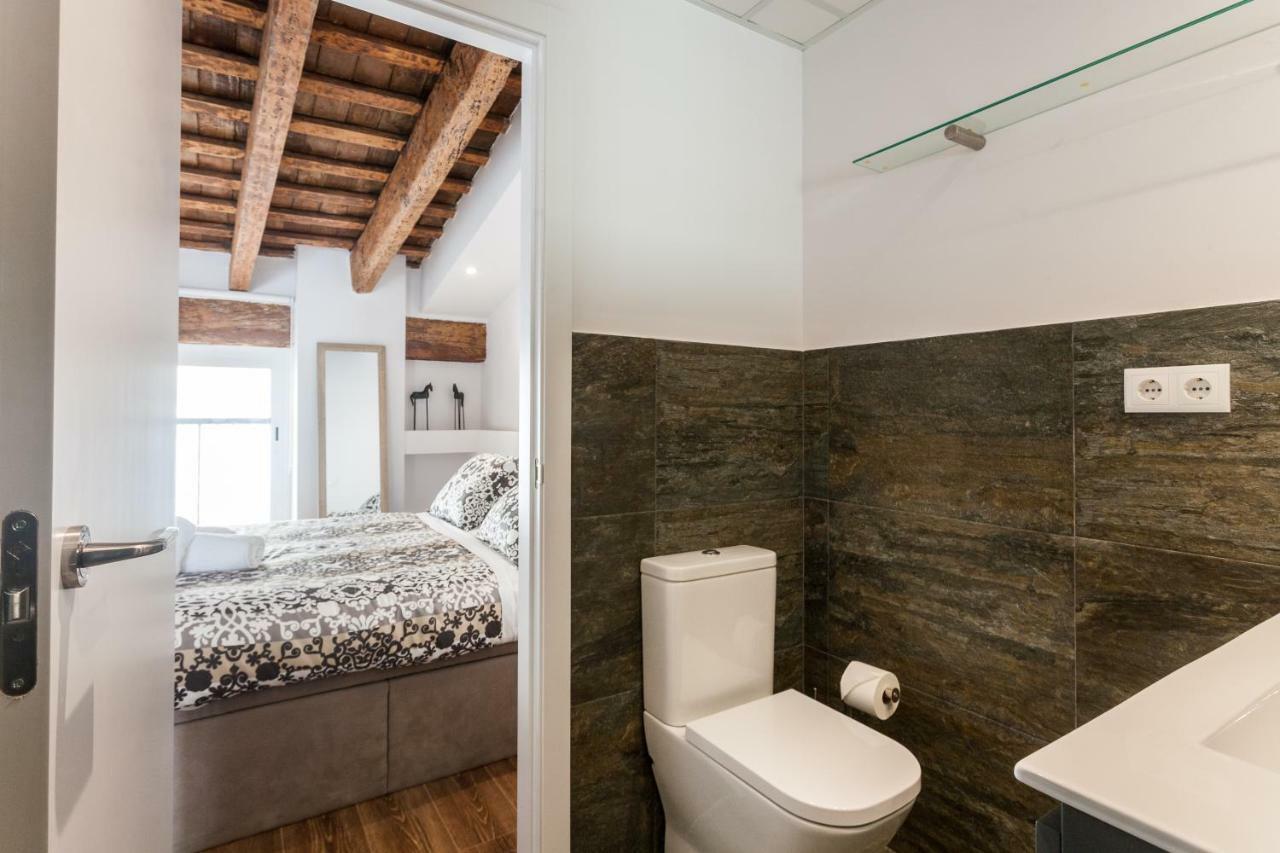Florit Flats - Center 2br 2ba Attic Terrace View Wifi Ac Apartment *