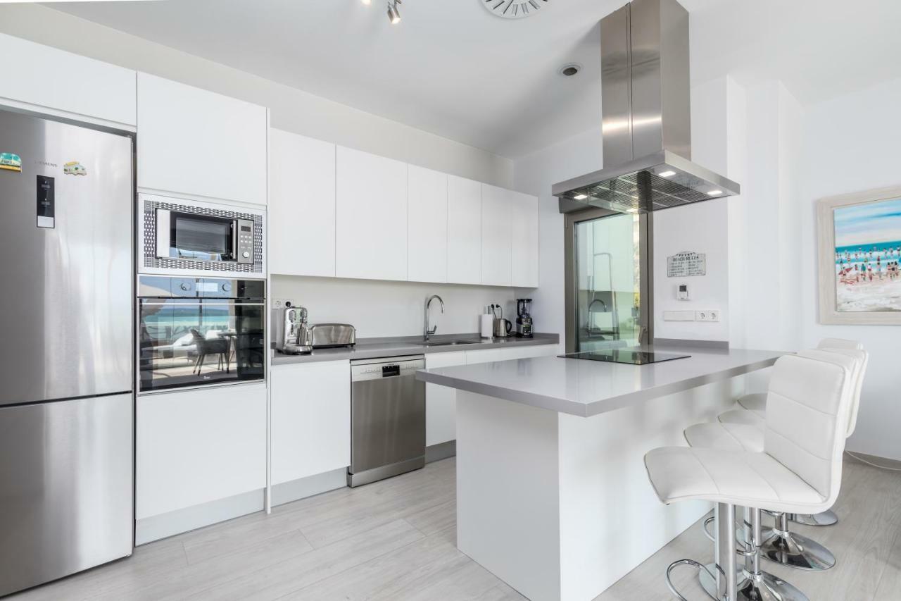 Luxury Front With Pool Apartamento *