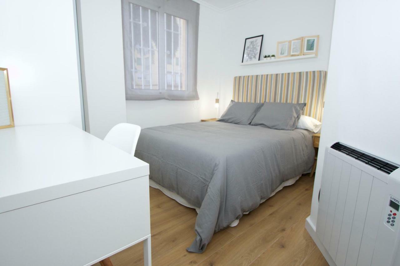 Md Poeta Andres Cabrelles Apartamento Valencia