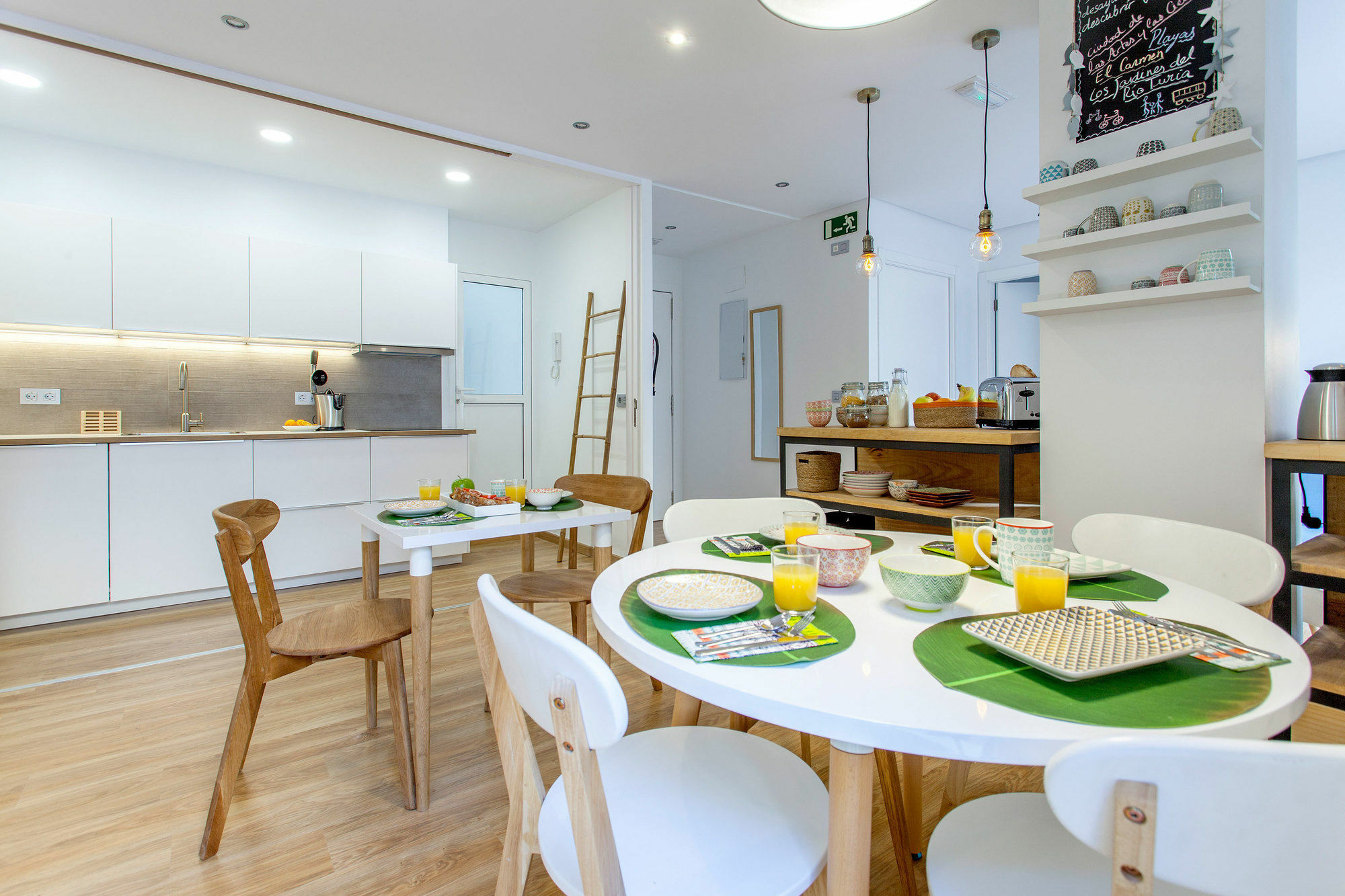 Garden Bed & Breakfast 2*