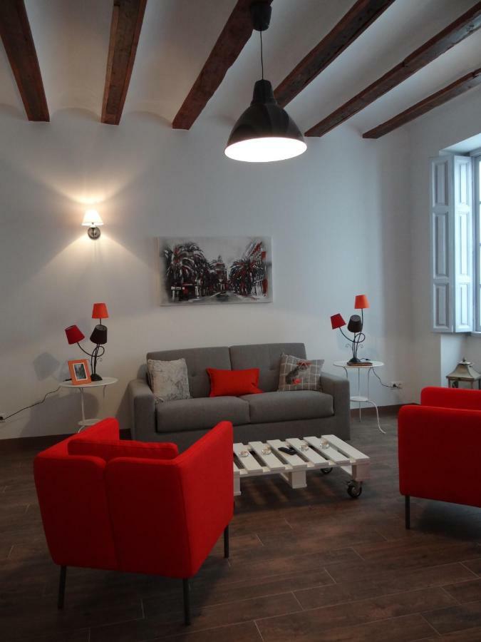 What Else... Apartment Valencia