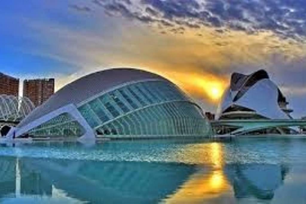 The Blue Sea Valencia