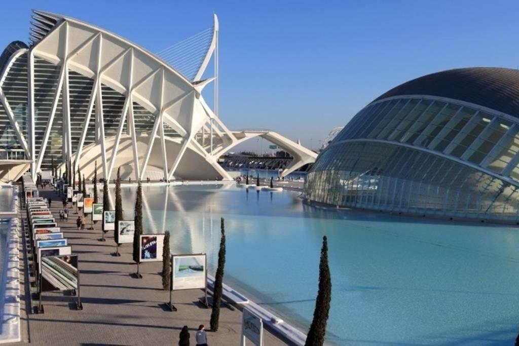 En La Ciudad De Ciencias * Valencia