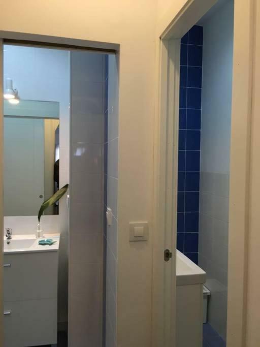The Blue Sea Apartment