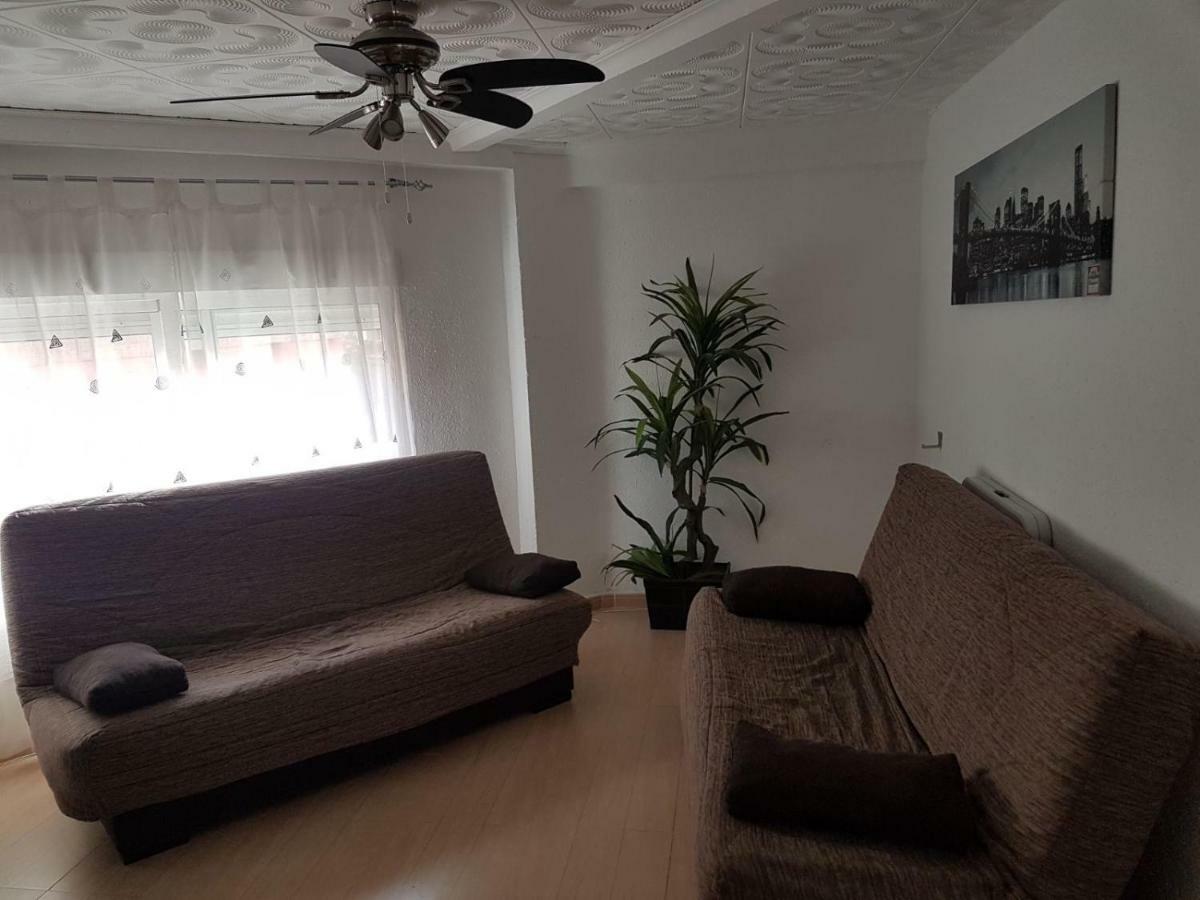 Alojo Patraix Apartment *