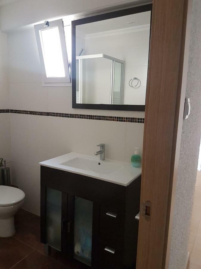 Alojo Patraix Apartment