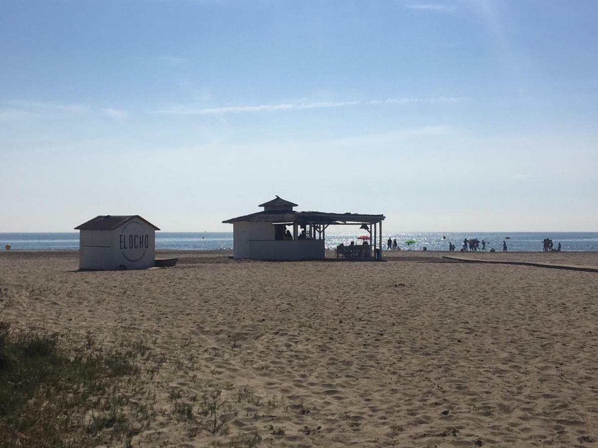 Casa En El Cabañal Сasa de vacaciones *