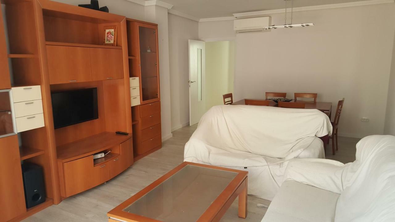 Apartamento En Bioparc Y Hospital General Apartamento