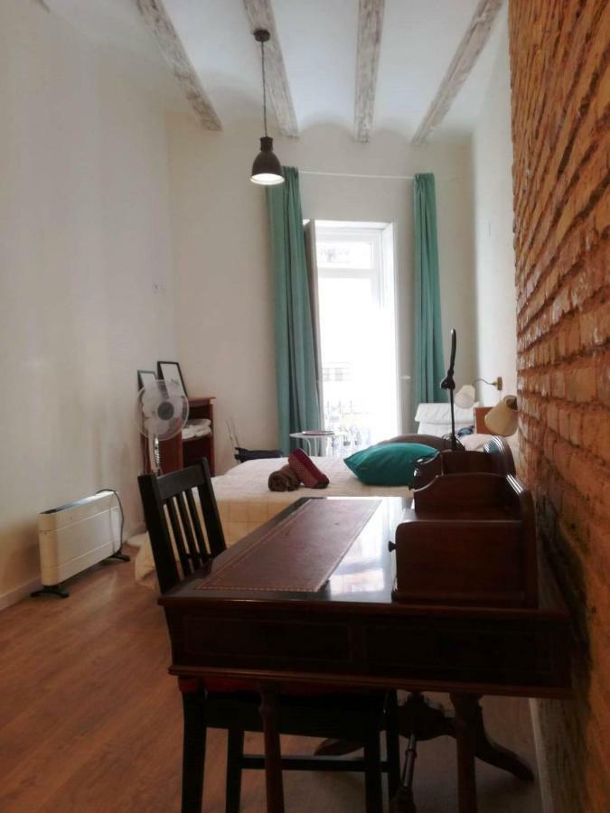 47 Carrer De Cadis, Puerta 1 * Valencia