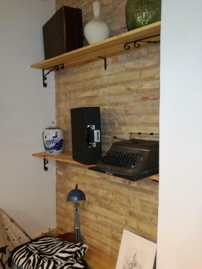 47 Carrer De Cadis, Puerta 1 Valencia