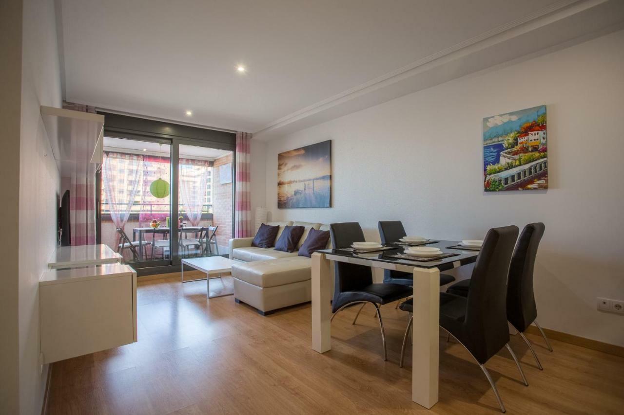 On The Beach,pool,wifi,garage,valencia Apartamento