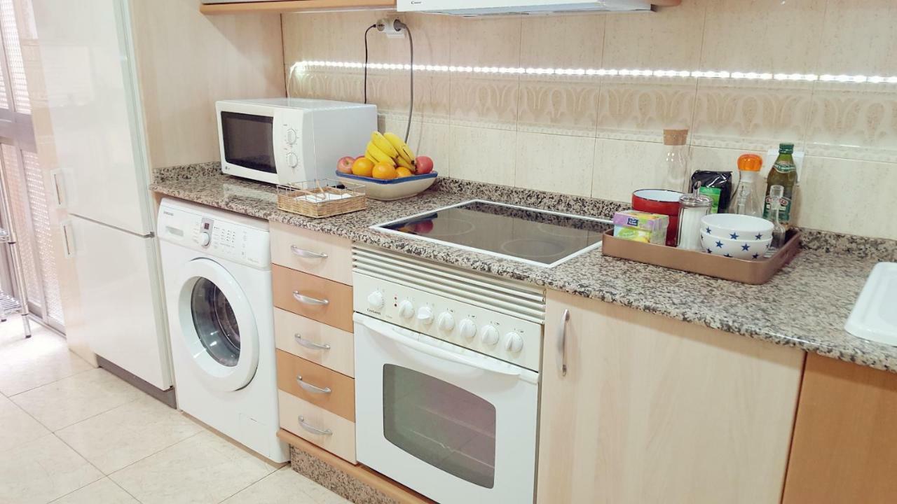 In With Wifi + Parking. Apartamento Valencia