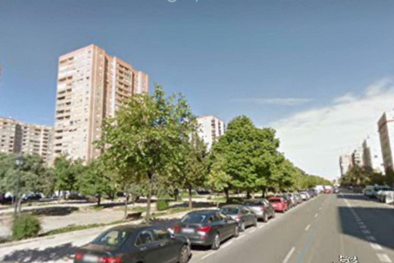 Apartamento En Universidad Y Cerca De La Playa
