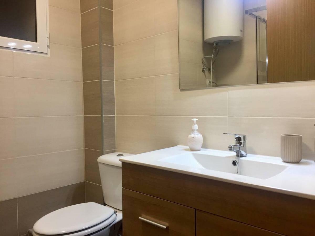 En Universidad Y Cerca De La Playa Apartamento Valencia