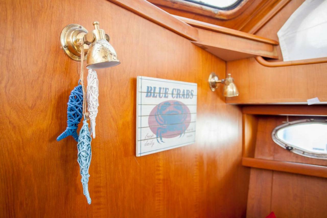Hotel en barco Ocean Aquarius *
