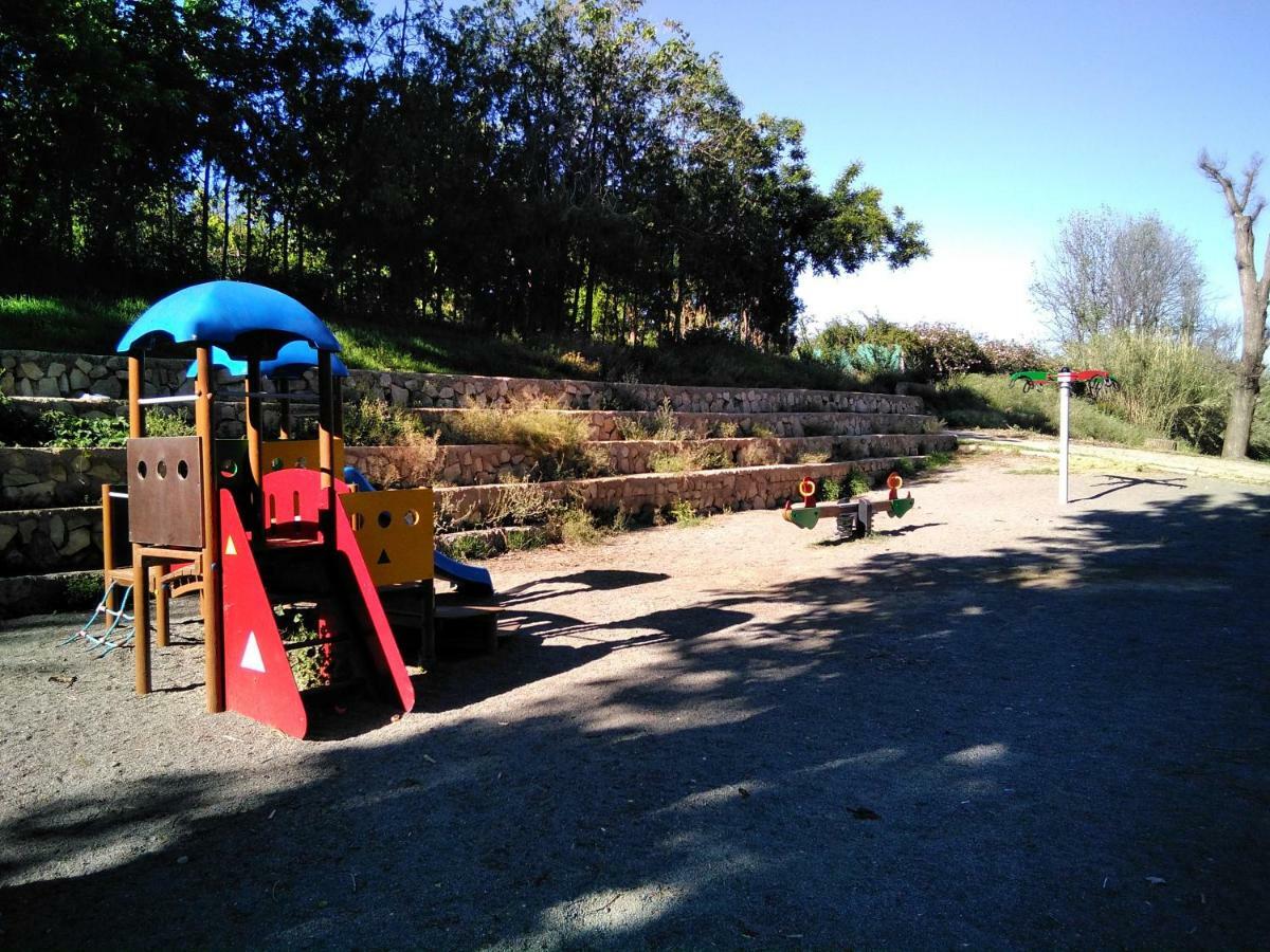 Magnífico Adosado, Cerca De Ciudad, En Zona De Montaña Y Playa Fluvial * Valencia