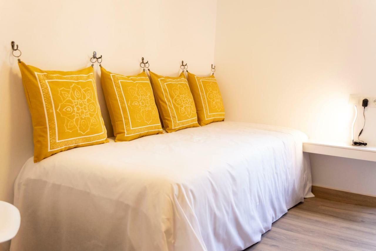 Singularstays Center Apartment *