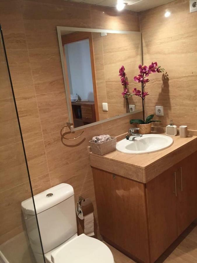 Loft En La Ciudad De Ciencias Y Cerca De La Playa Apartamento *