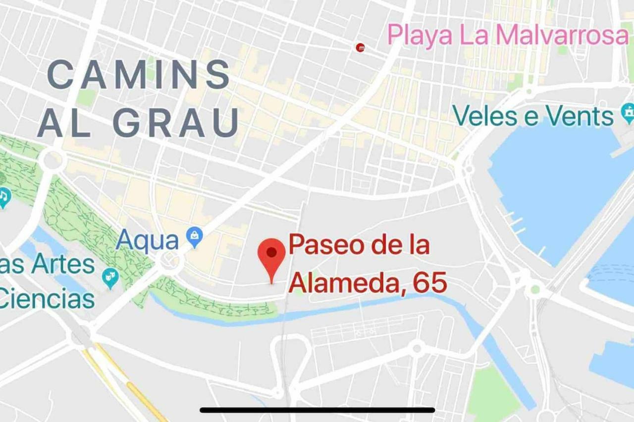 Loft En La Ciudad De Ciencias Y Cerca De La Playa Apartamento *