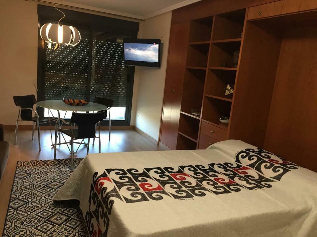 Loft En La Ciudad De Ciencias Y Cerca De La Playa *