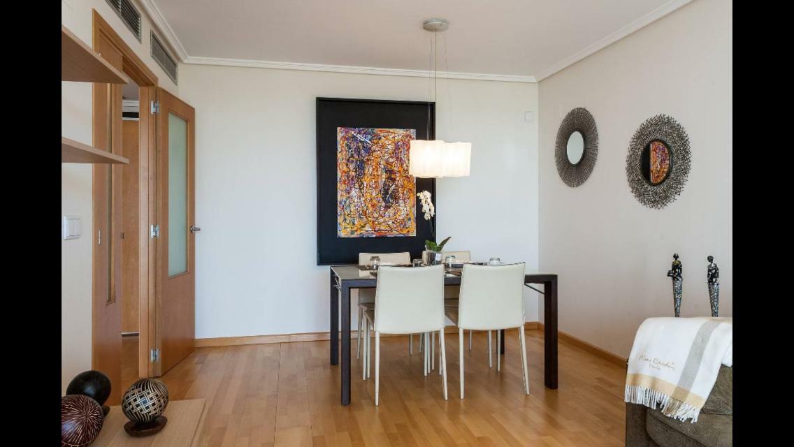 Apartment En La Ciudad De Ciencias Y Cerca De La Playa