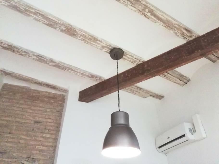 47 Carrer De Cadis, Puerta 1 * Valencia