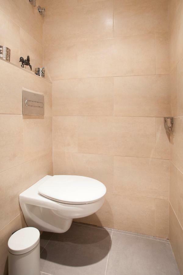 Fos Apartment *