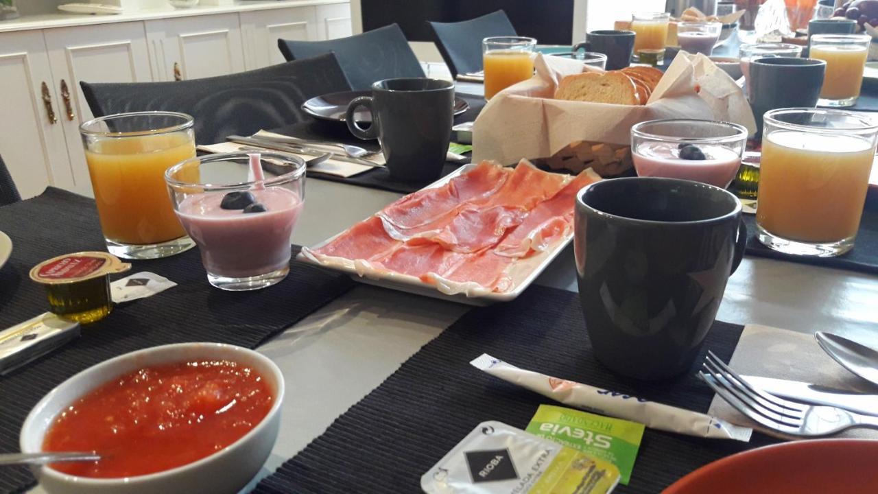 Bed & Breakfast Angel Guimera & Breakfast Valencia
