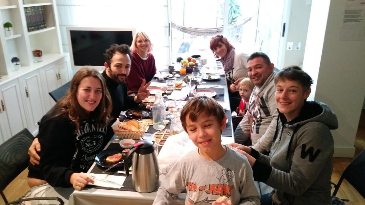 Angel Guimera & Breakfast