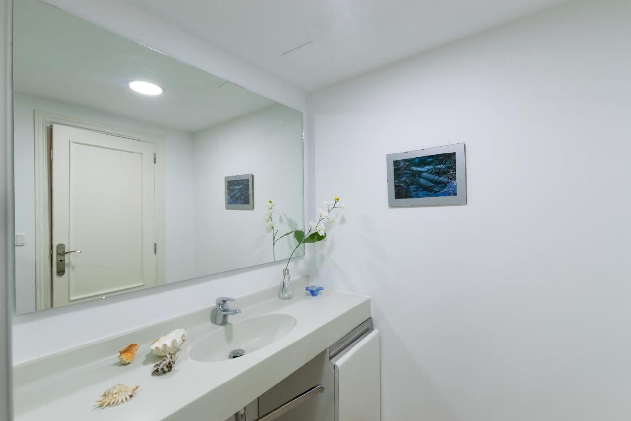 Light And Bright In Apartment