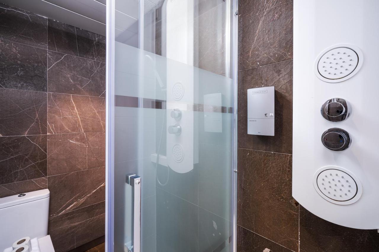 Luxury Alma Apartments