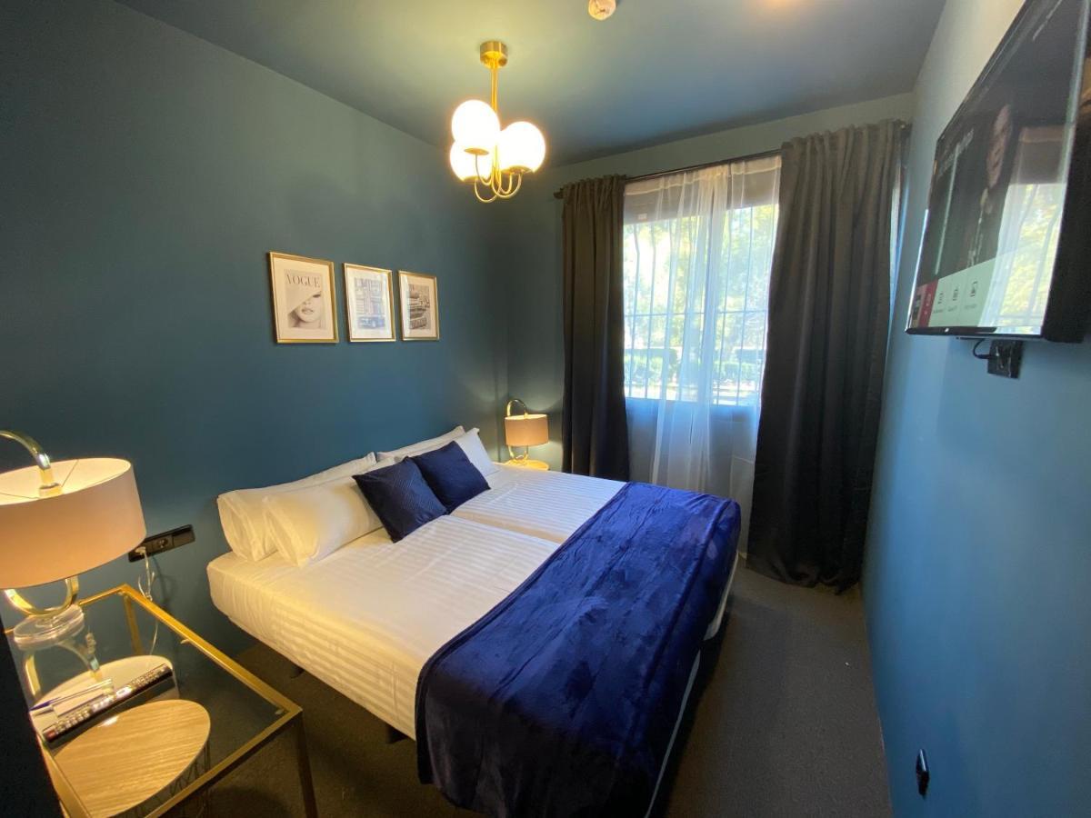 Hografic Hotel 2*