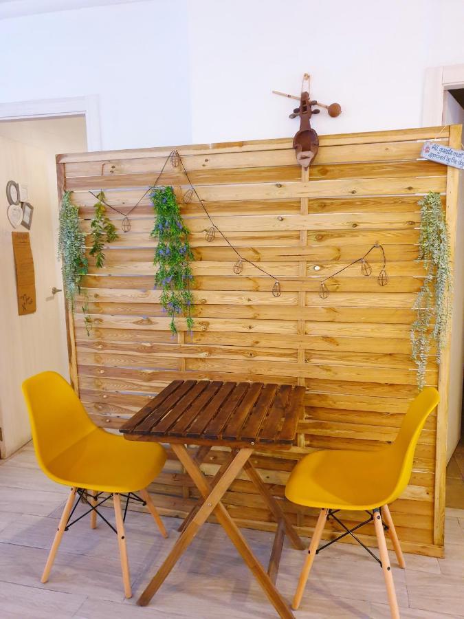 La Casa Del Colibri Youth (adults Only) *