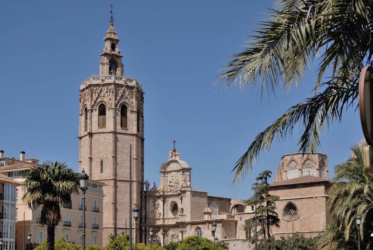 Travel Habitat Plaza De La Virgen * Valencia